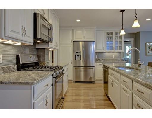 64 Charles St, Reading, MA 01867 photo 10
