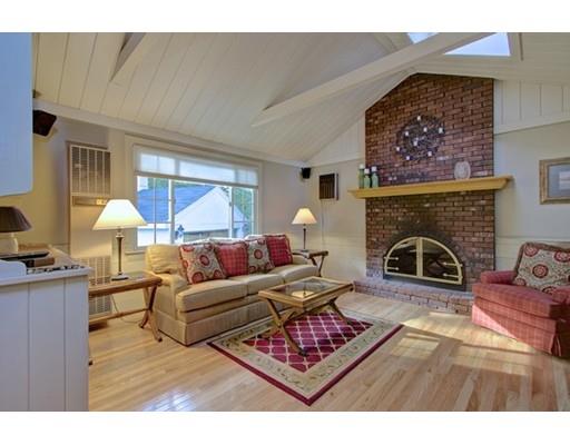 64 Charles St, Reading, MA 01867 photo 13
