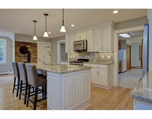 64 Charles St, Reading, MA 01867 photo 8