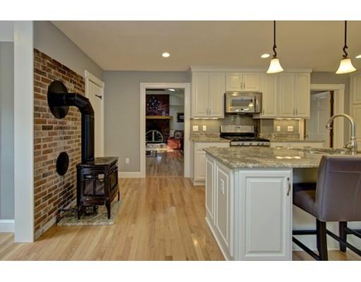 64 Charles St, Reading, MA 01867 photo 11