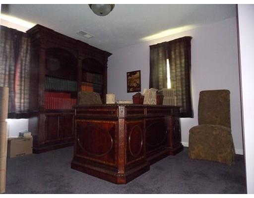 567 Elm St E, Raynham, MA 02767 photo 17
