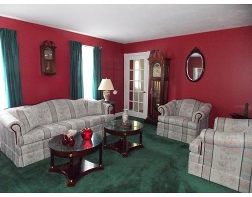 567 Elm St E, Raynham, MA 02767 photo 10