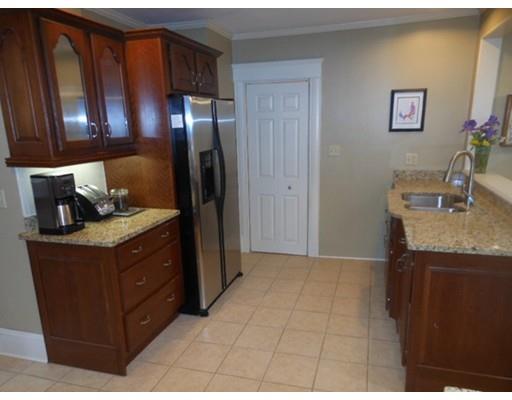 285 Main St, Easthampton, MA 01027 photo 3