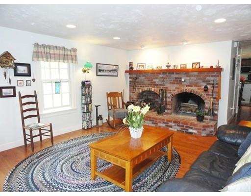 61 Coldbrook Rd, Oakham, MA 01068 photo 4