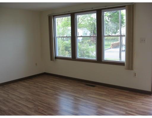 184 David St, Fall River, MA 02720 photo 3