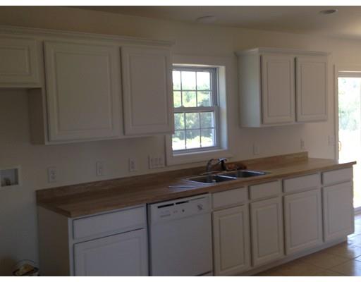 5 Dominique Dr, Webster, MA 01570 photo 5
