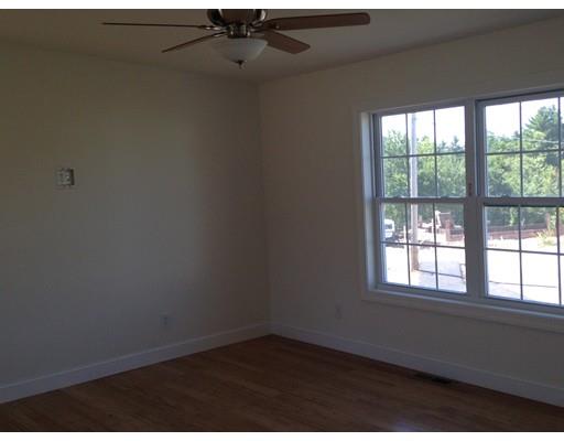 5 Dominique Dr, Webster, MA 01570 photo 8