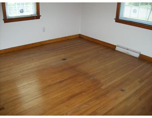 79 Canton St, Springfield, MA 01104 photo 7