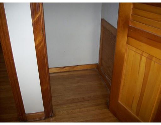 79 Canton St, Springfield, MA 01104 photo 6