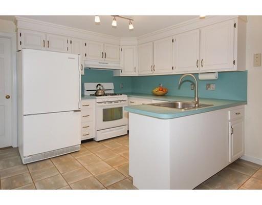 24 Hemlock Ln, Acton, MA 01720 photo 8