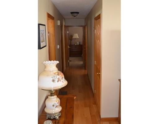 8 Broughton Rd, Worcester, MA 01607 photo 9