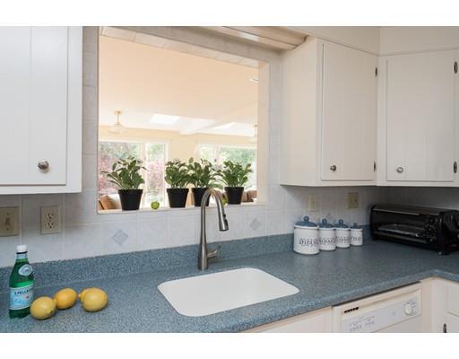 18 Ward St, Hingham, MA 02043 photo 7
