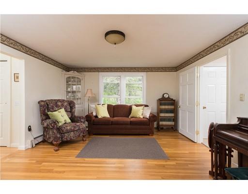 18 Ward St, Hingham, MA 02043 photo 17