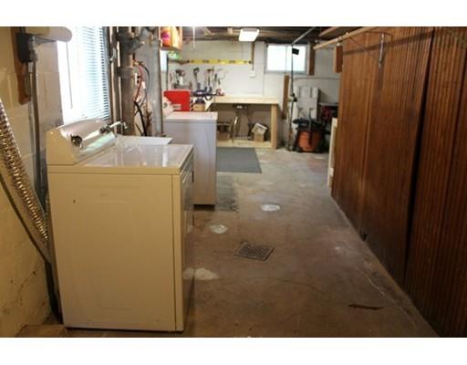 22 Weaver Rd, Springfield, MA 01107 photo 22