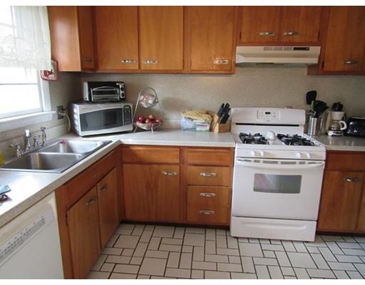 7 Edith Ave, Bourne, MA 02532 photo 8