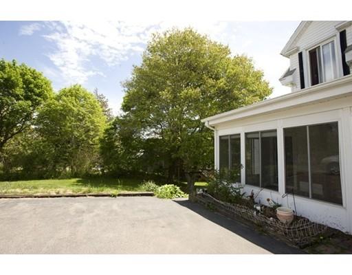 64 Canterbury St, Hingham, MA 02043 photo 4