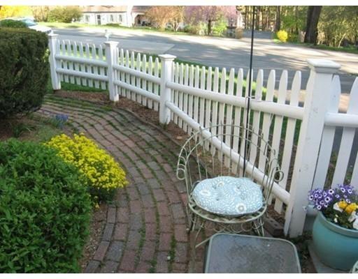 6 Mcgregory Rd, Sturbridge, MA 01566 photo 4