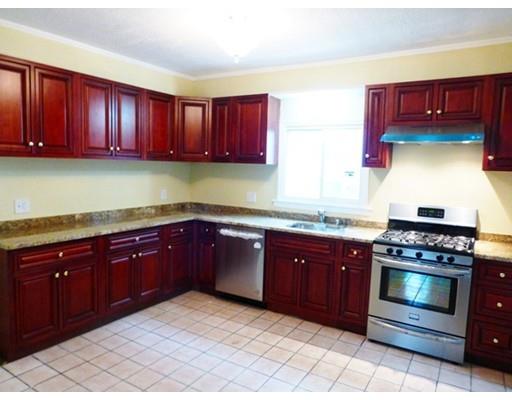 586 Eastern Ave, Lynn, MA 01902 photo 3