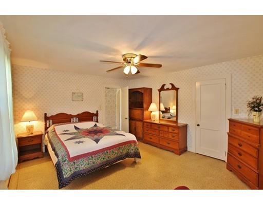 20 Dodge Hill Rd, Sutton, MA 01590 photo 11