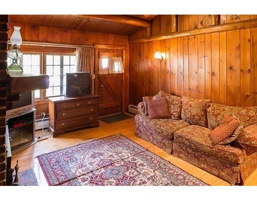 80 Centre St, Danvers, MA 01923 photo 6