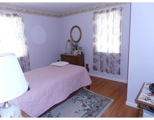 67 Partridge Dr, Springfield, MA 01119 photo 4