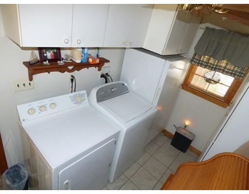 33 Tyrone St, Springfield, MA 01104 photo 14