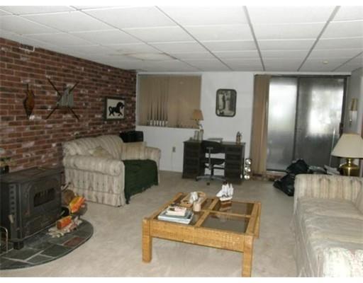 32 W Wind Dr, Webster, MA 01570 photo 24