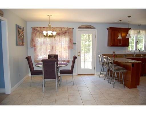 16 Agawam Beach Rd, Wareham, MA 02571 photo 9