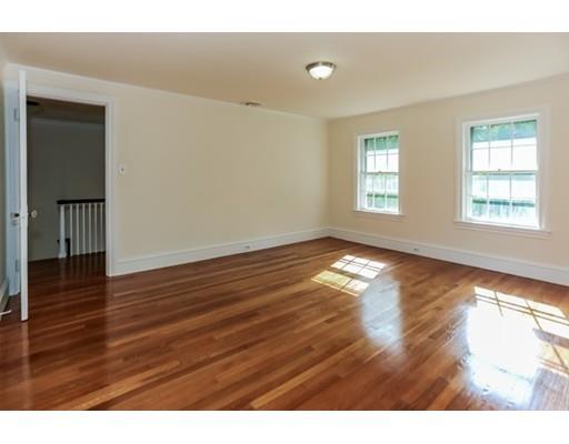 34 Willow Cres, Brookline, MA 02445 photo 19
