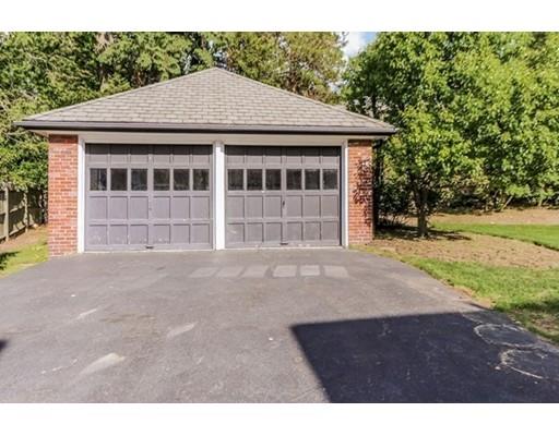 34 Willow Cres, Brookline, MA 02445 photo 25