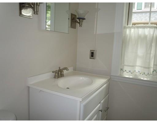 103 Atwater Rd, Springfield, MA 01107 photo 8