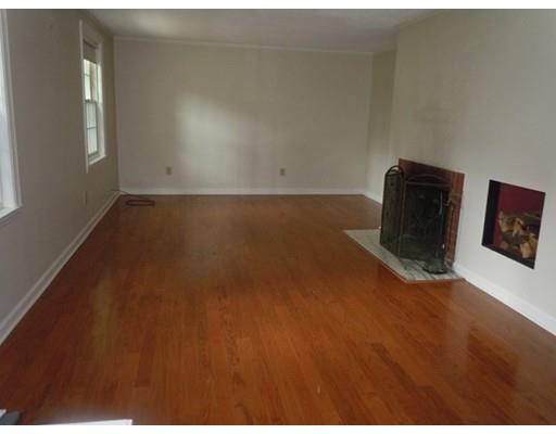 103 Atwater Rd, Springfield, MA 01107 photo 3