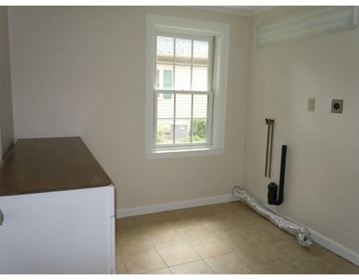 103 Atwater Rd, Springfield, MA 01107 photo 7