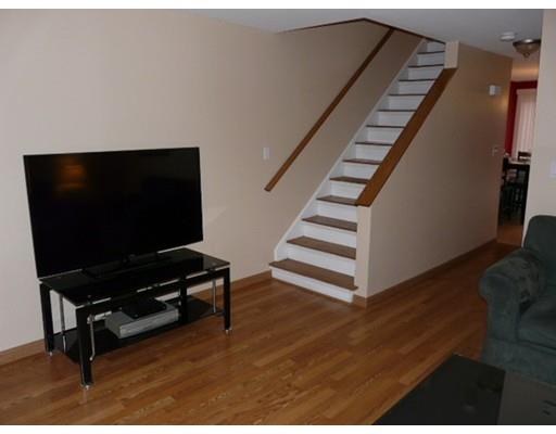 100 Roper #E, Lowell, MA 01852 photo 8