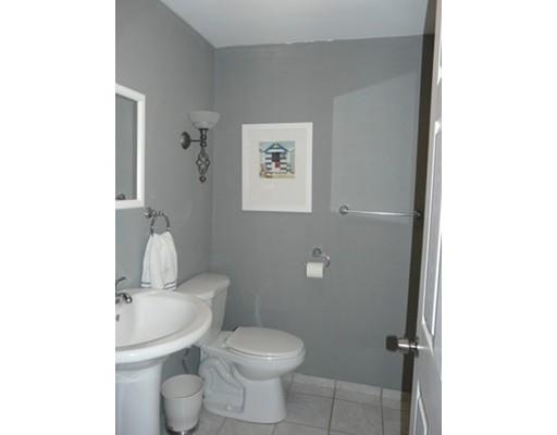 100 Roper #E, Lowell, MA 01852 photo 9