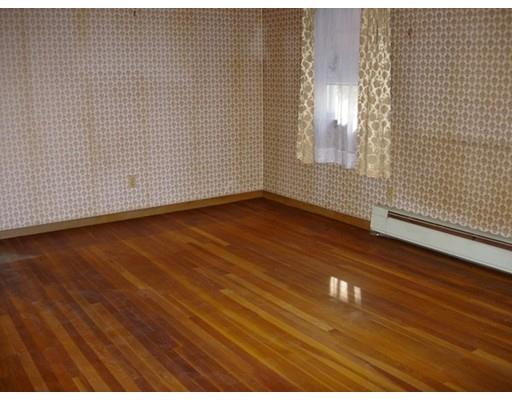 212 Prentice St, Springfield, MA 01104 photo 11