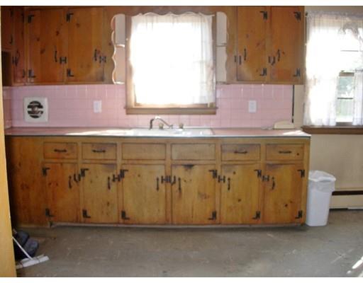 212 Prentice St, Springfield, MA 01104 photo 6