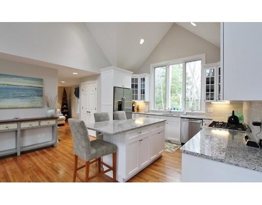 25 Hull Ln, Cotuit, MA 02635 photo 7