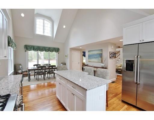 25 Hull Ln, Cotuit, MA 02635 photo 13