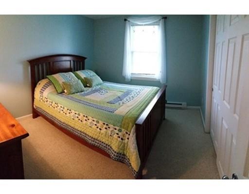14 Hemlock Dr, Mashpee, MA 02649 photo 9