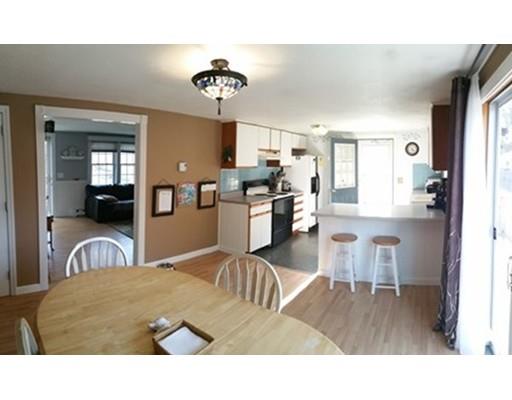 14 Hemlock Dr, Mashpee, MA 02649 photo 4