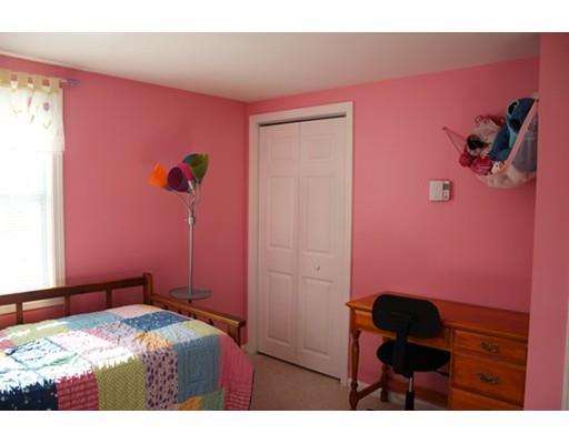 14 Hemlock Dr, Mashpee, MA 02649 photo 11