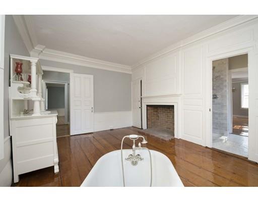 2 Union St, Marblehead, MA 01945 photo 12