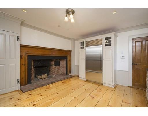 2 Union St, Marblehead, MA 01945 photo 5