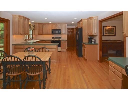 23 Plumbley Rd, Upton, MA 01568 photo 11