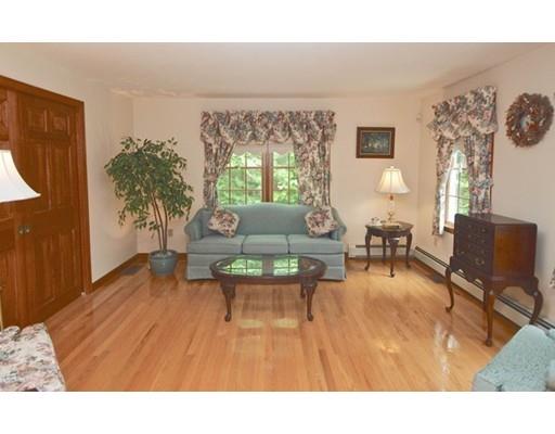 23 Plumbley Rd, Upton, MA 01568 photo 5