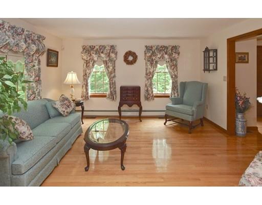 23 Plumbley Rd, Upton, MA 01568 photo 4