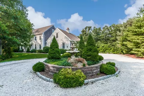 24 Carleton Dr E, Sandwich, MA 02537 photo 1