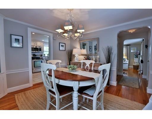 272 High St, Reading, MA 01867 photo 6