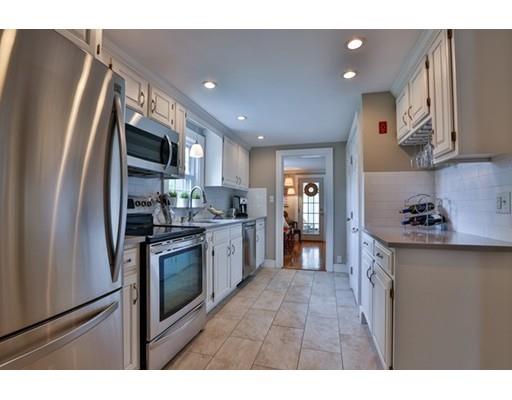 272 High St, Reading, MA 01867 photo 8